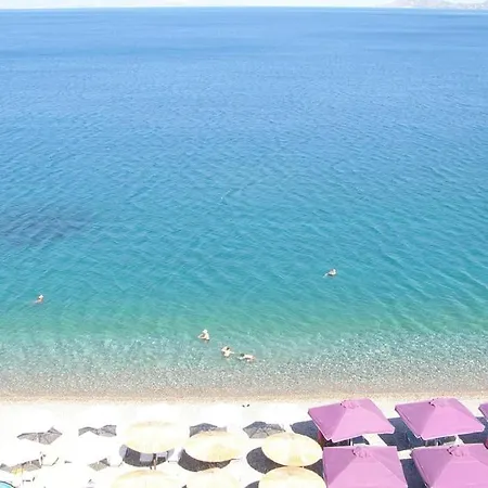 Studio With Sea View Loutraki  Exterior photo